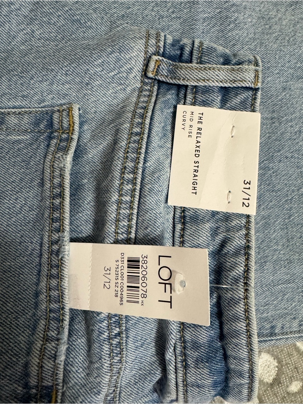LOFT Women's Light Wash Blue Mid-Rise Jeans - Picture 3 of 4